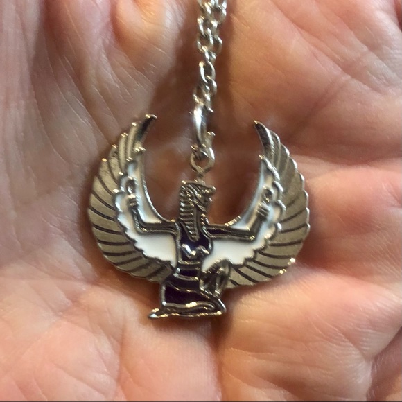 Isis Goddess of Egypt Pendant - Picture 3 of 4
